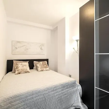 Puerto Banus Front Line 2 Bedroom Apartment Marbella Exterior photo