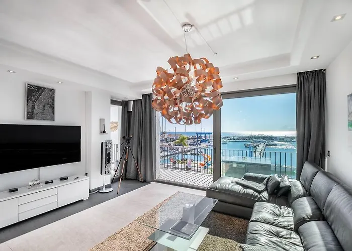 Puerto Banus Front Line 2 Bedroom Apartment